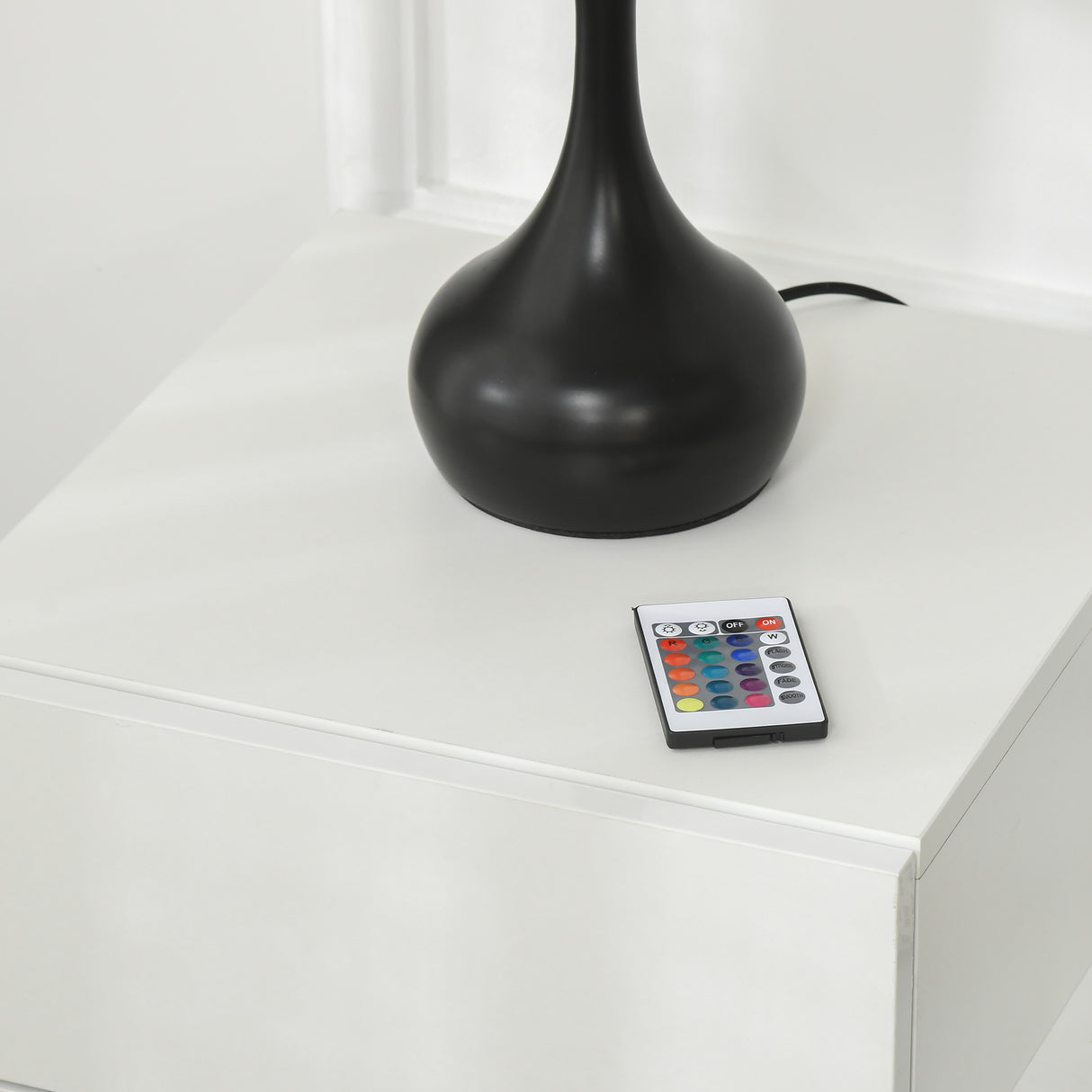 easycomfort easycomfort comodino moderno con 16 luci led rgb telecomando e due cassetti in truciolato 70x37x38cm bianco