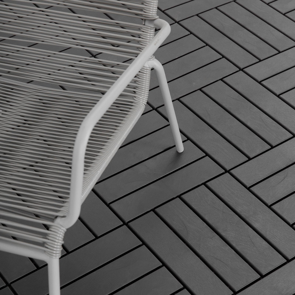 easycomfort easycomfort set 9 mattonelle a incastro per terrazzo 30x30x2cm 0.81 mq nero