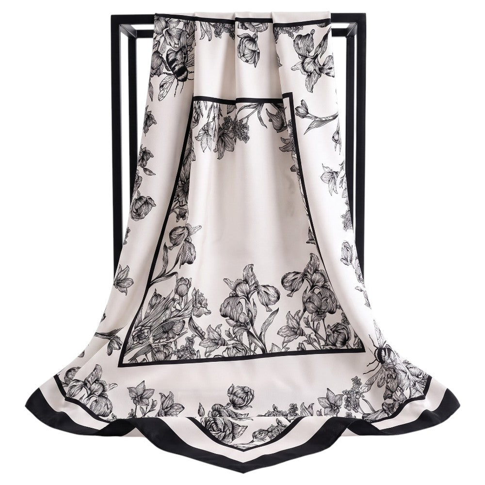 Foulard Carré Soie Floral Noir et Blanc
