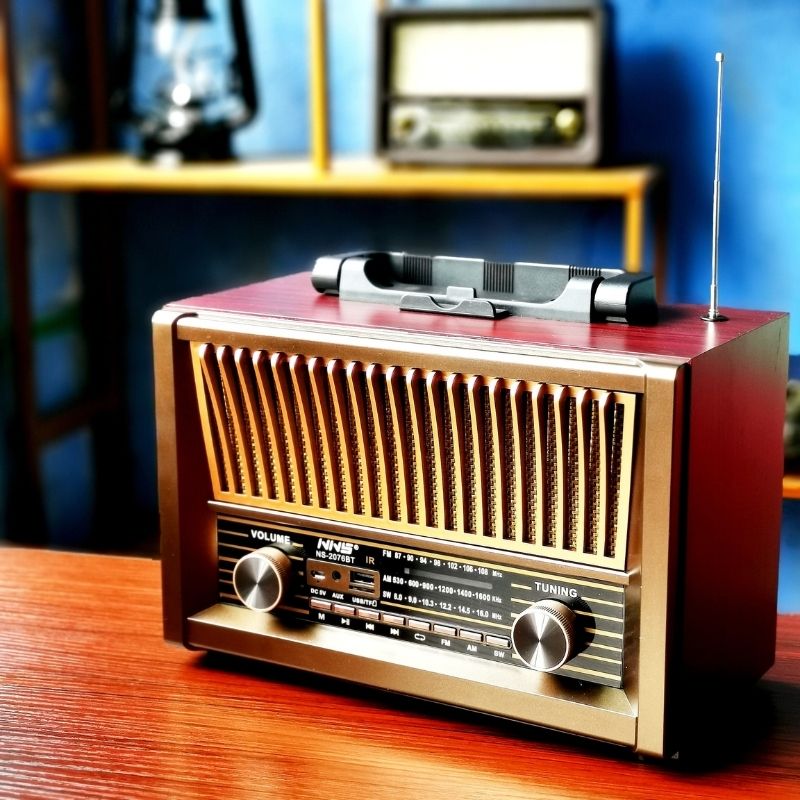 Vintage Retro Radio