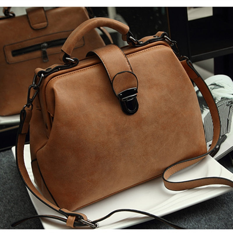 Vintage Doctor Style Handbag